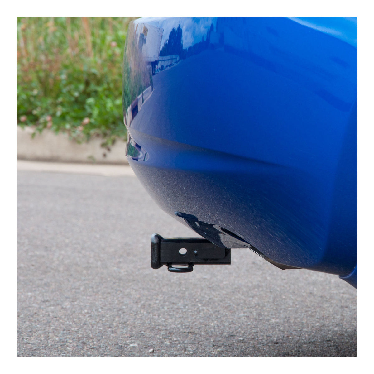 Class 1 Trailer Hitch 1-1/4" Receiver Select Nissan Versa Note