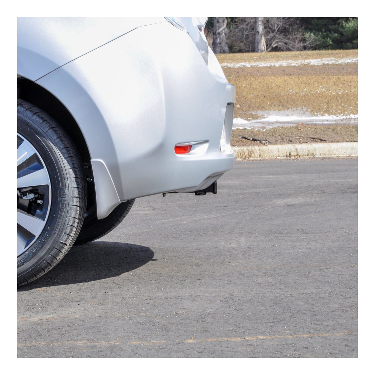 Class 1 Trailer Hitch 1-1/4" Receiver Select Nissan Leaf