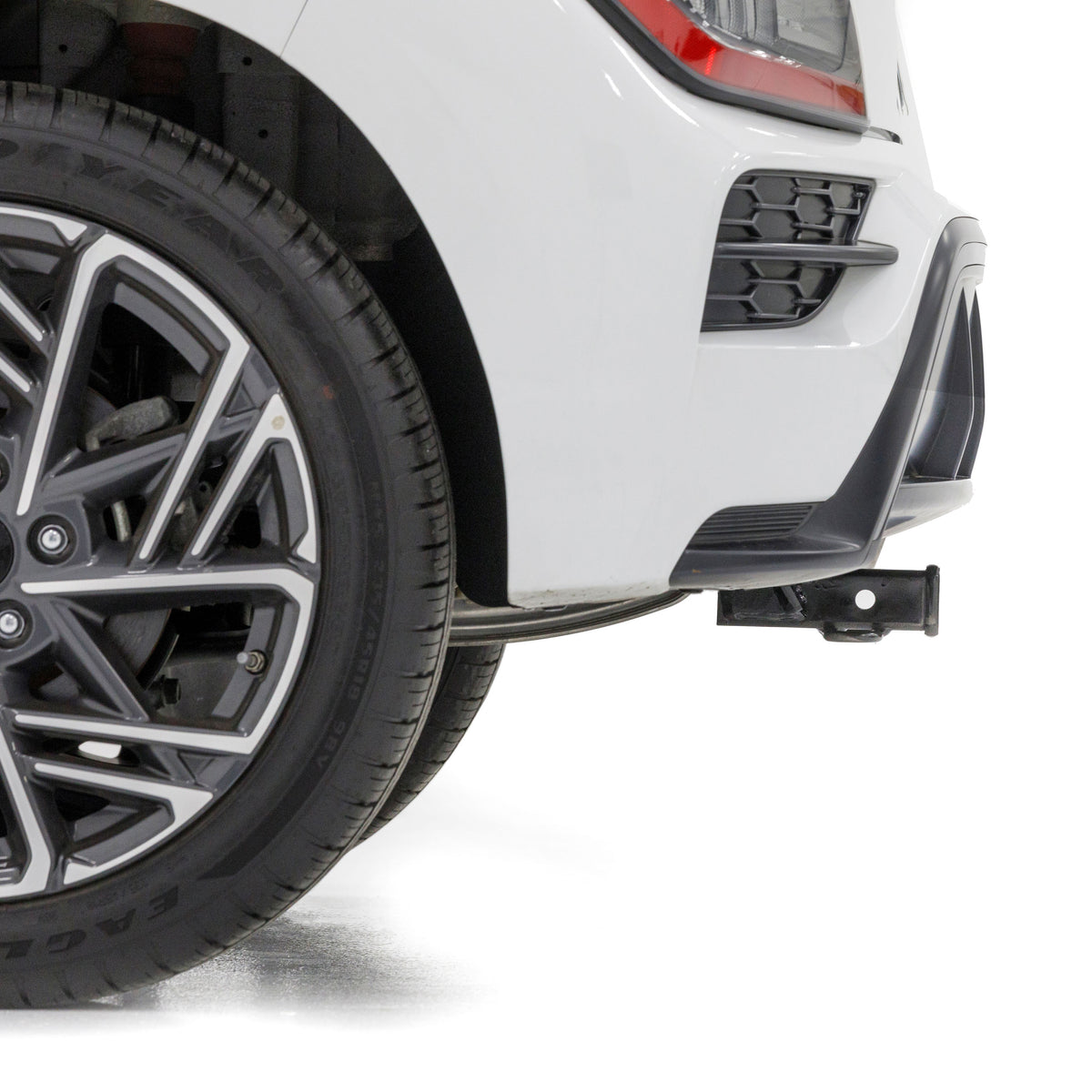 CURT 13610 Class 3 Trailer Hitch  2-Inch Receiver For Hyundai Kona