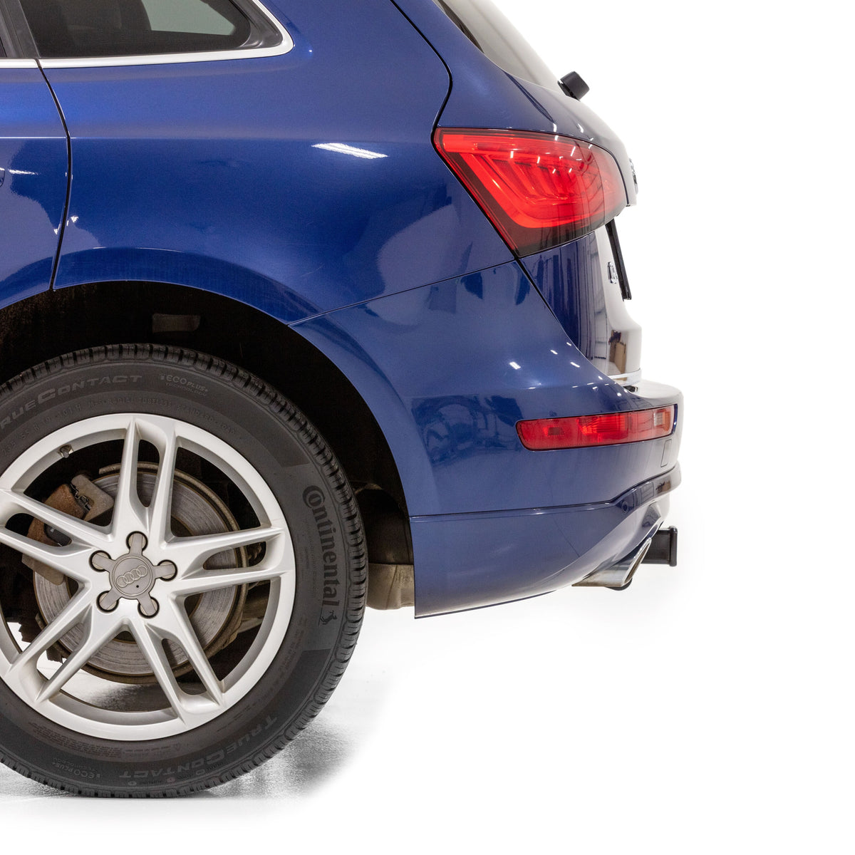 CURT 13612 Class 3 Trailer Hitch  2-Inch Receiver For Porsche Macan